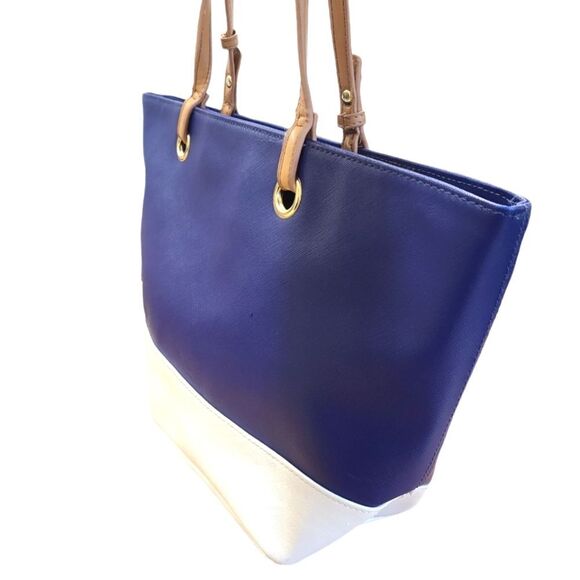 Kenneth Cole Vinyl Tote Bag - Picture 3 of 10